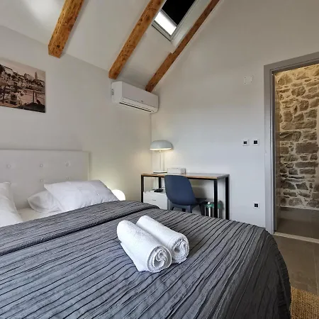 Fjaka Boutique Apartman *