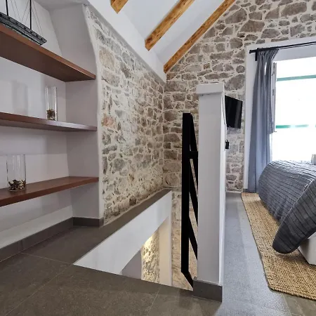 Διαμέρισμα Fjaka Boutique