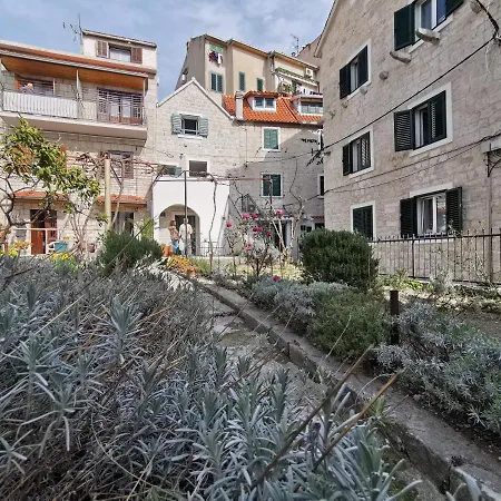 Apartment Fjaka Boutique *