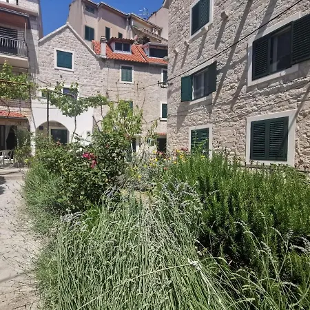 Apartment Fjaka Boutique Split