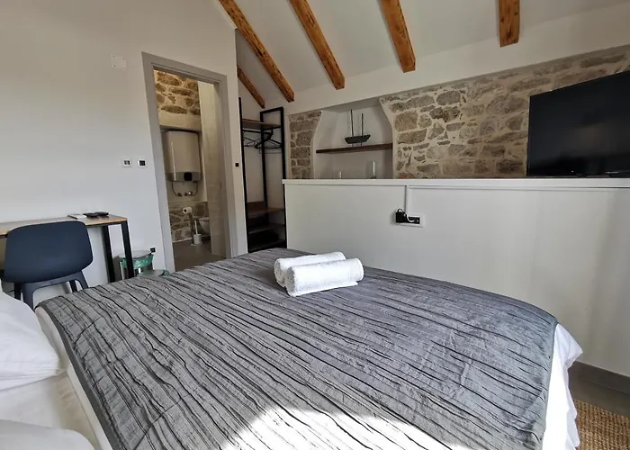 Fjaka Boutique Апартаменти Спліт